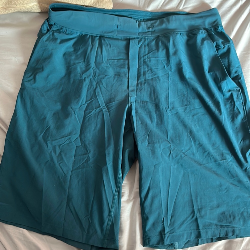Men Lululemon 9” The Short